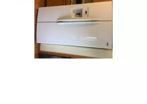 Appliances for sale fridge, stove, dishwasher, & microwave