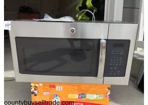 Brand New Microwave!!!
